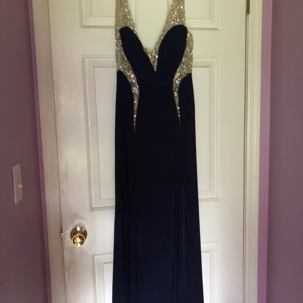 Prom dress - Picture 3 of 5